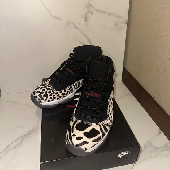 Air Jordan Retro 11 Women’s size 10.5 Animal Instinct - Picture 6 of 8